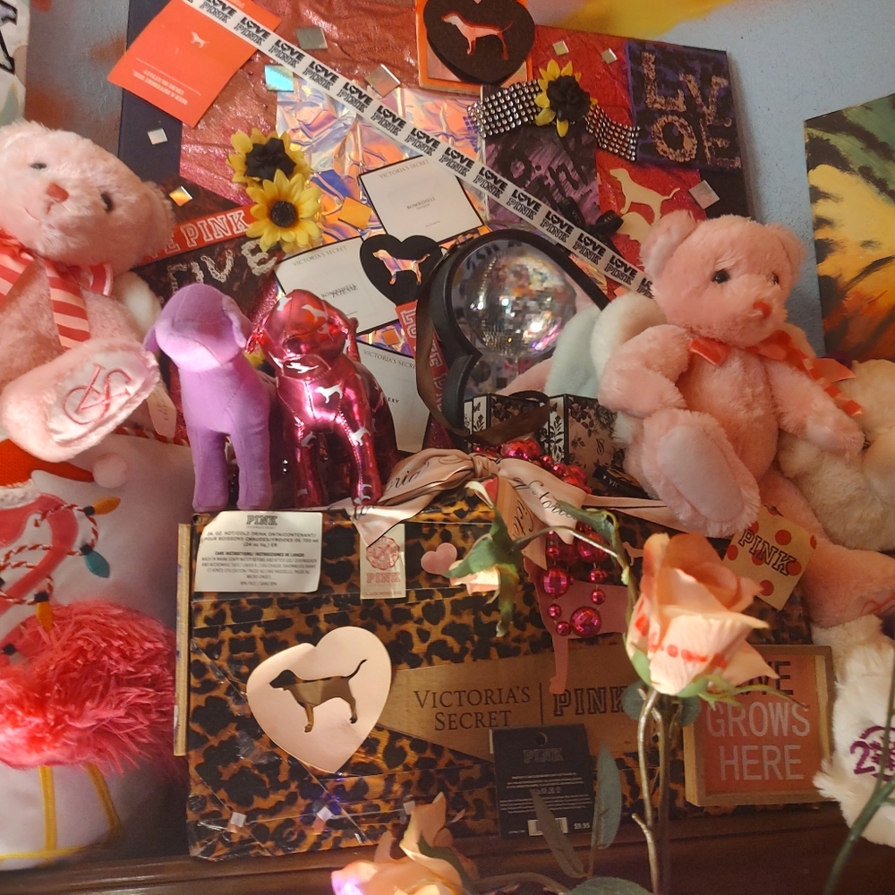 My Pink Collection - Picture 11 of 12